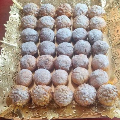 Panallets de pinyons, cítrics i xocolata