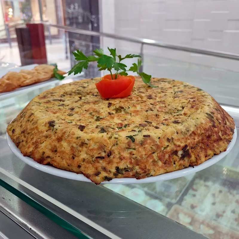 Truita de patates, bacallà i ceba