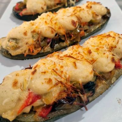 Carabassó farcit de verdures al graten