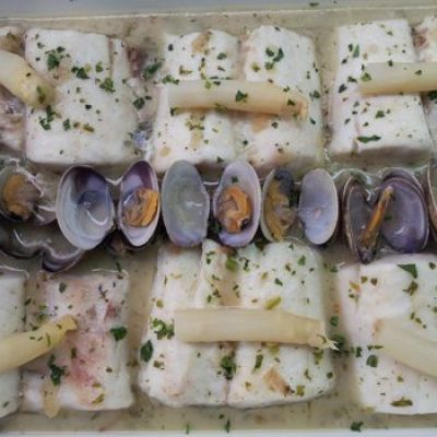 Lloms de peix en salsa verda